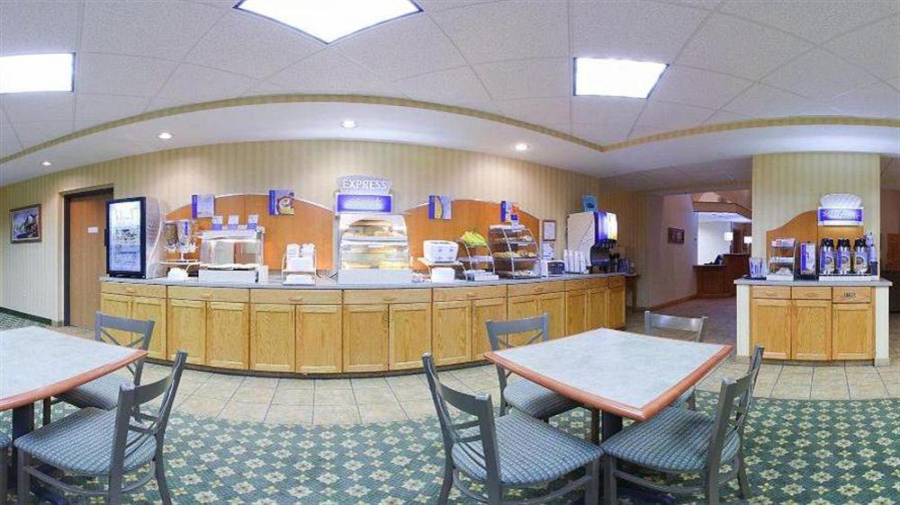 Holiday Inn Express Mount Pleasant- Scottdale By Ihg Dış mekan fotoğraf